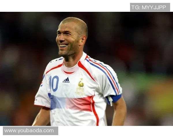 长得比较像的足球明星盘点与他们的风格和成就对比分析